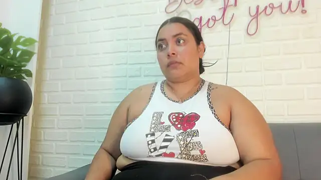 Snapshot of tatijara chatting on 30, 9, 2025 tatijara online show from 30, 9, 2025