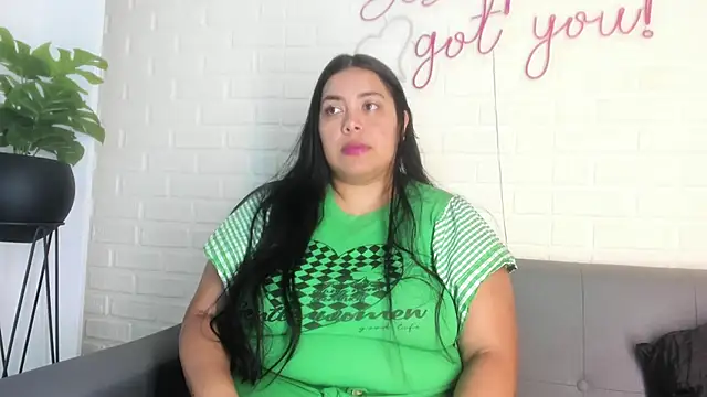 Snapshot of tatijara chatting on 9, 10, 2025 tatijara online show from 9, 10, 2025