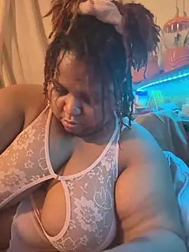 Snapshot of kweenxkarma chatting on 23, 12, 2024 kweenxkarma online show from 23, 12, 2024