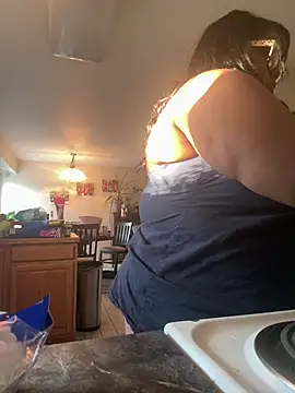 Snapshot of kweenxkarma chatting on 14, 1, 2025 kweenxkarma online show from 14, 1, 2025