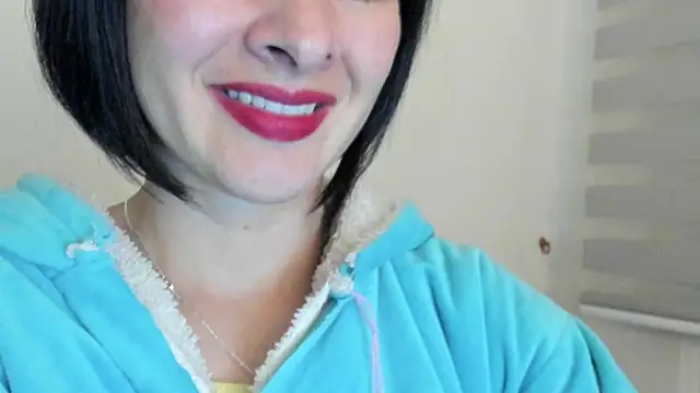 queen fetish online show from 30, 1, 2025