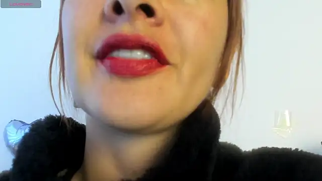 Snapshot of queen_fetish chatting on 20, 5, 2026 queen fetish online show from 20, 5, 2026