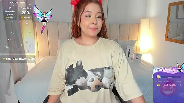 Snapshot of Atenea_cuteee chatting on 28, 2, 2025 Atenea cuteee online show from 28, 2, 2025