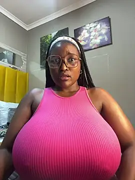 Bustygoddess32 online show from 28, 1, 2025