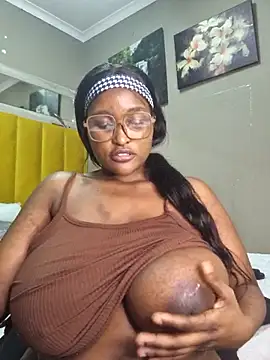 Bustygoddess32 online show from 1, 3, 2025