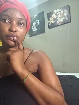 Bustygoddess32 online show from 4, 3, 2025