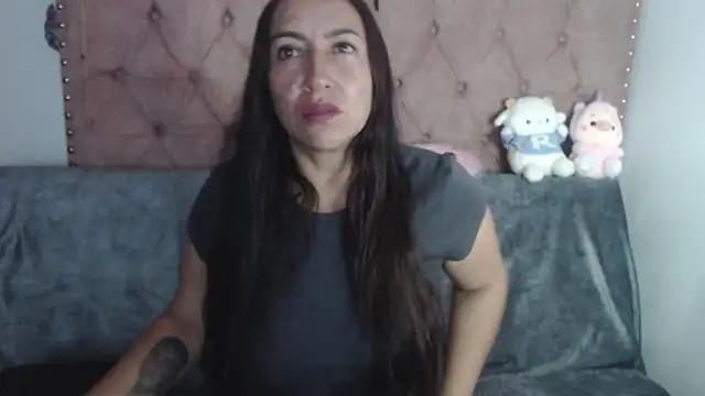 Snapshot of missbella1 chatting on 16, 9, 2025 missbella1 online show from 16, 9, 2025