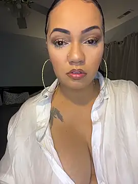 DestineeJayde online show from 28, 10, 2025