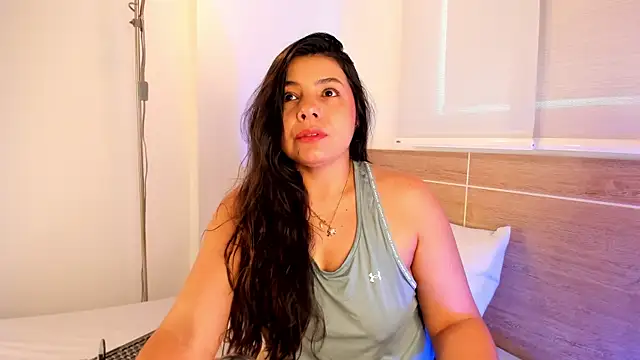 Snapshot of miaa_daniels chatting on 23, 5, 2026 miaa daniels online show from 23, 5, 2026