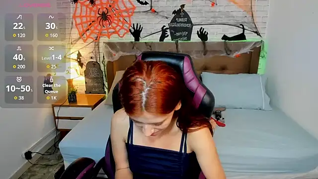 Snapshot of julieth_love_ chatting on 15, 10, 2025 julieth love online show from 15, 10, 2025