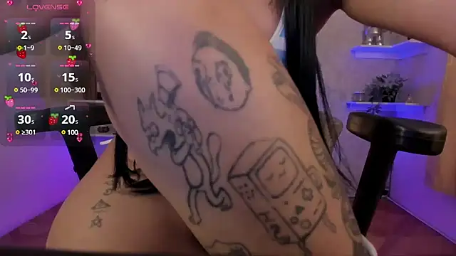 mia catt05 online show from 26, 2, 2025