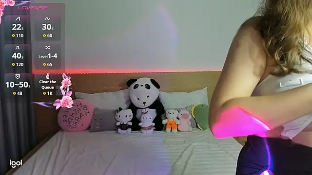 Snapshot of mikakinamo chatting on 7, 10, 2025 mikakinamo online show from 7, 10, 2025