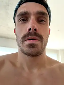 Snapshot of mightgogay chatting on 19, 9, 2025 mightgogay online show from 19, 9, 2025