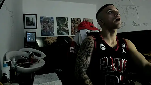 Snapshot of Sisoyalejo420 chatting on 19, 10, 2025 Sisoyalejo420 online show from 19, 10, 2025