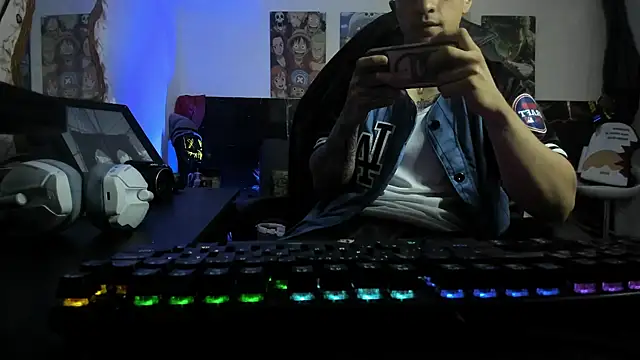 Snapshot of Sisoyalejo420 chatting on 23, 11, 2025 Sisoyalejo420 online show from 23, 11, 2025