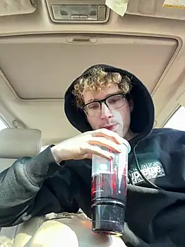 CreamyAustin online show from 2, 2, 2026