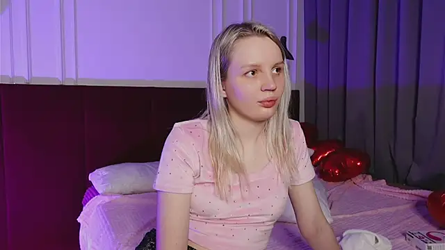 Snapshot of Beatrica_Klein chatting on 16, 2, 2025 Beatrica Klein online show from 16, 2, 2025