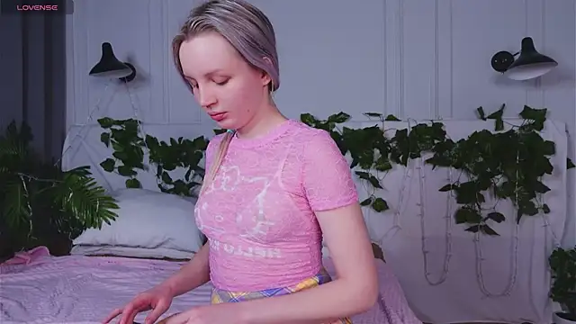 Snapshot of Beatrica_Klein chatting on 9, 3, 2025 Beatrica Klein online show from 9, 3, 2025