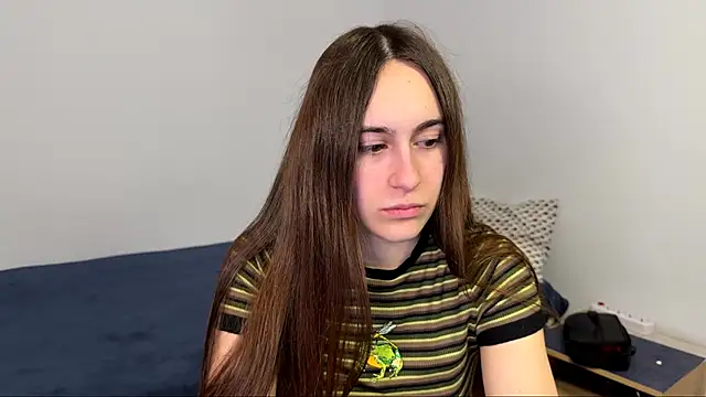 Snapshot of AliceKolltt chatting on 18, 4, 2026 AliceKolltt online show from 18, 4, 2026
