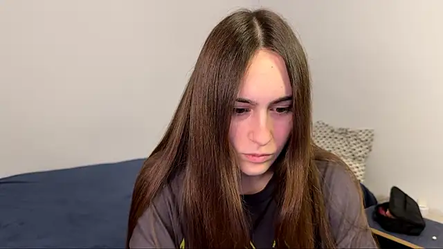 Snapshot of AliceKolltt chatting on 20, 4, 2026 AliceKolltt online show from 20, 4, 2026