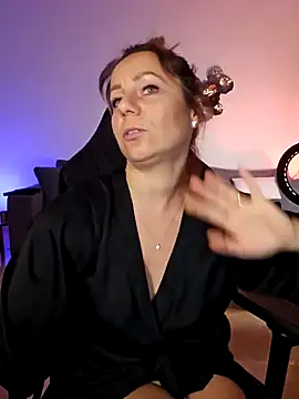 Snapshot of angela_88 chatting on 10, 1, 2025 angela 88 online show from 10, 1, 2025