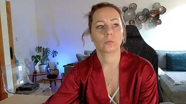 Snapshot of angela_88 chatting on 25, 2, 2025 angela 88 online show from 25, 2, 2025