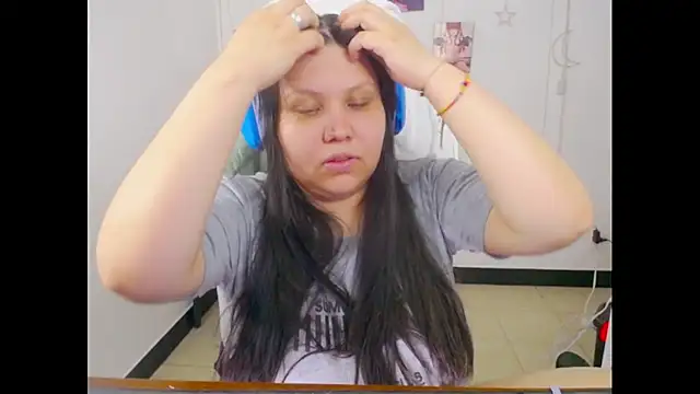 crystal7u7 online show from 12, 11, 2025