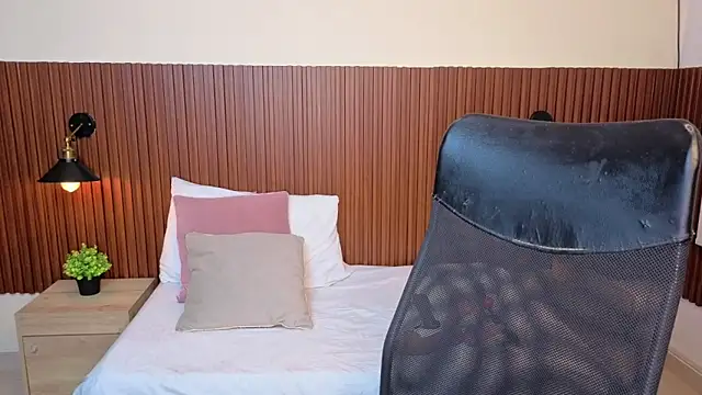 Aabby lee online show from 5, 3, 2026