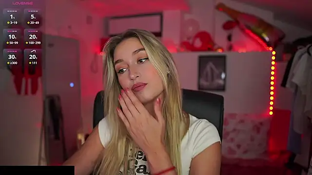 Alexis   Texas online show from 10, 9, 2025