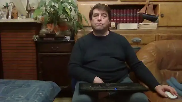 sympatrique online show from 8, 12, 2024