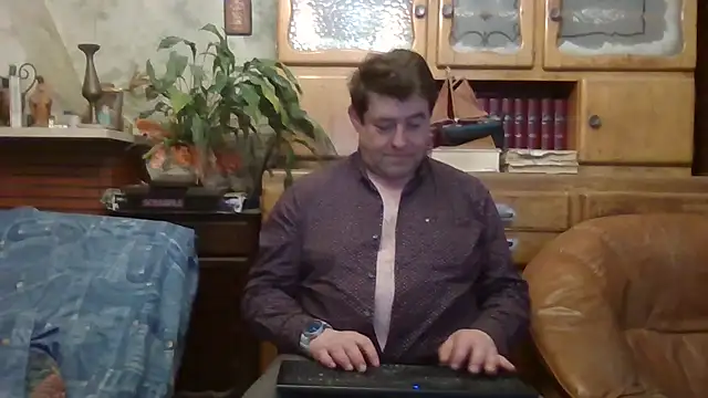 sympatrique online show from 14, 2, 2025