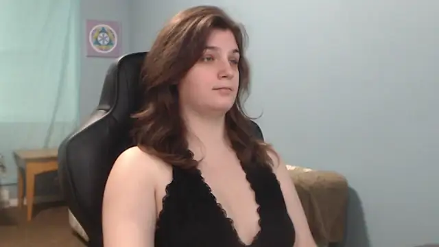 Snapshot of TreeJeanne chatting on 8, 3, 2025 TreeJeanne online show from 8, 3, 2025