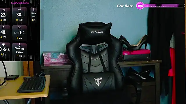 Snapshot of TreeJeanne chatting on 4, 10, 2025 TreeJeanne online show from 4, 10, 2025