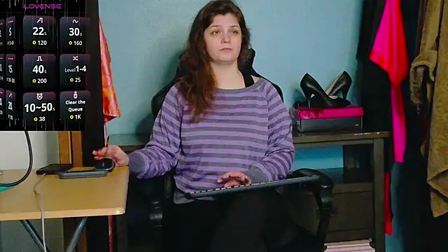 Snapshot of TreeJeanne chatting on 19, 10, 2025 TreeJeanne online show from 19, 10, 2025