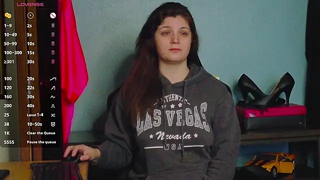 Snapshot of TreeJeanne chatting on 3, 11, 2025 TreeJeanne online show from 3, 11, 2025