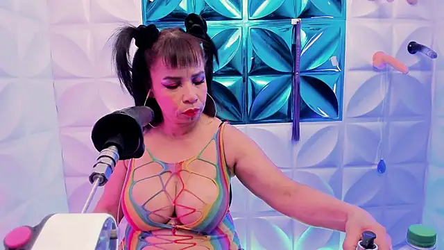 Snapshot of annie_wigg chatting on 9, 2, 2025 annie wigg online show from 9, 2, 2025