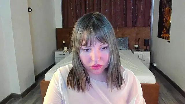 Stacy Luv online show from 6, 3, 2026