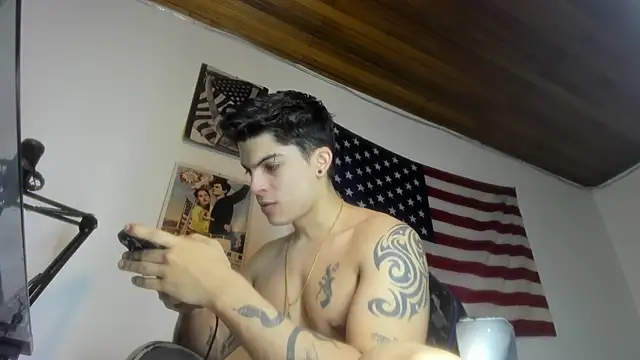 charlie hotxxx online show from 2, 2, 2026