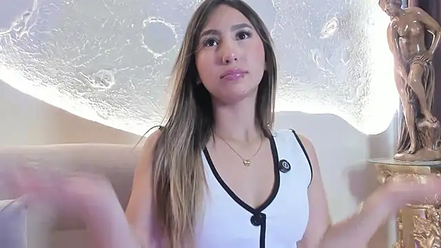  Emma Valka online show from 22, 9, 2025