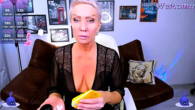 Sabrina ONLY online show from 5, 3, 2025