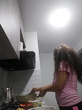 Alma Sexyy online show from 8, 3, 2025