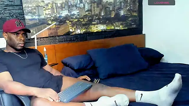 thomas santtos1 online show from 25, 2, 2025
