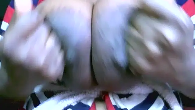 Bustypillows online show from 14, 9, 2025