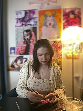 HoneySweetBee online show from 22, 2, 2026