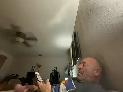 Snapshot of TXCowboy420 chatting on 8, 3, 2025 TXCowboy420 online show from 8, 3, 2025