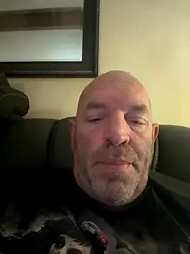 Snapshot of TXCowboy420 chatting on 15, 10, 2025 TXCowboy420 online show from 15, 10, 2025