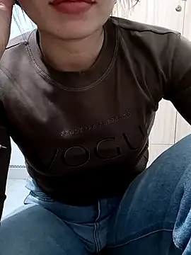 Blythe 69 online show from 4, 2, 2025