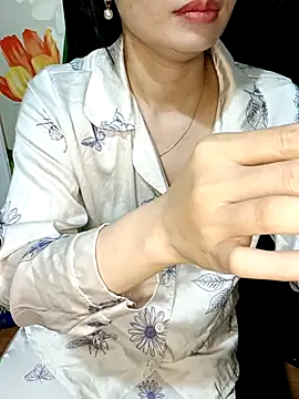 Blythe 69 online show from 5, 11, 2025