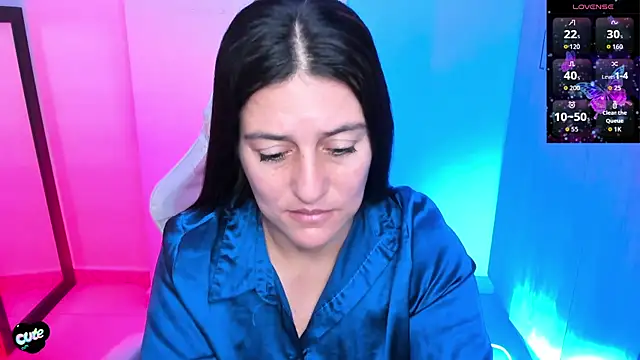 Snapshot of Saskyaa chatting on 2, 11, 2025 Saskyaa online show from 2, 11, 2025