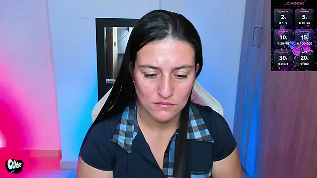 Snapshot of Saskyaa chatting on 24, 11, 2025 Saskyaa online show from 24, 11, 2025